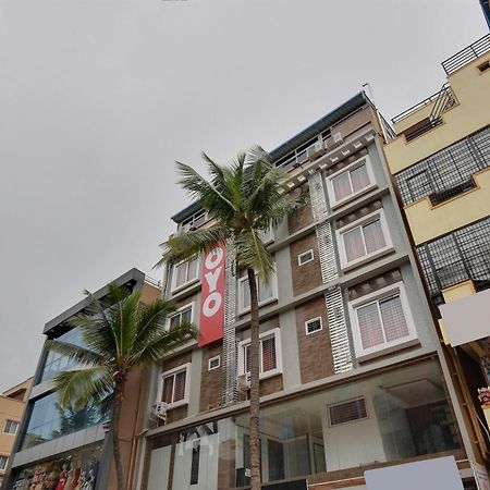 Hotel O Sri Sai Guru Comforts Yelahanka Exterior foto